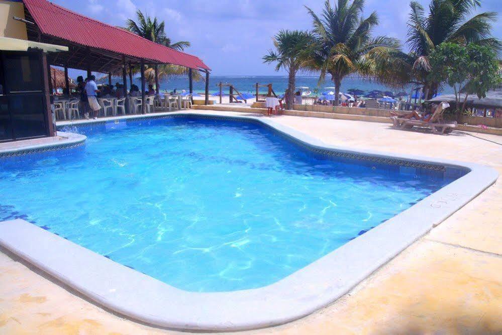 Cielo Beach Hotel Puerto Morelos 莫雷洛斯港 外观 照片